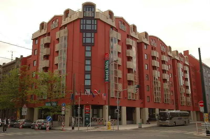 Pentahotel Prague 4*,