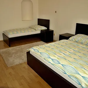 Tronicek Apartment