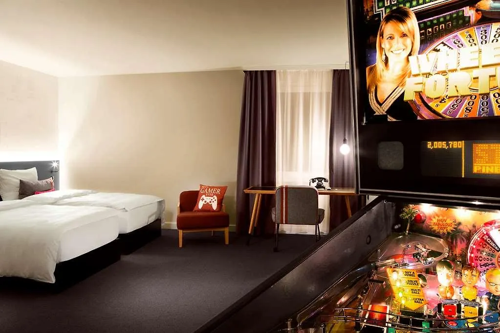 **** Otel Pentahotel Prag Çek Cumhuriyeti