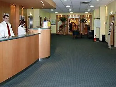 Pentahotel Prag 4*,