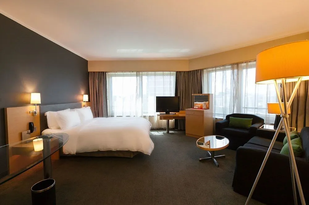 Pentahotel Prag 4*,